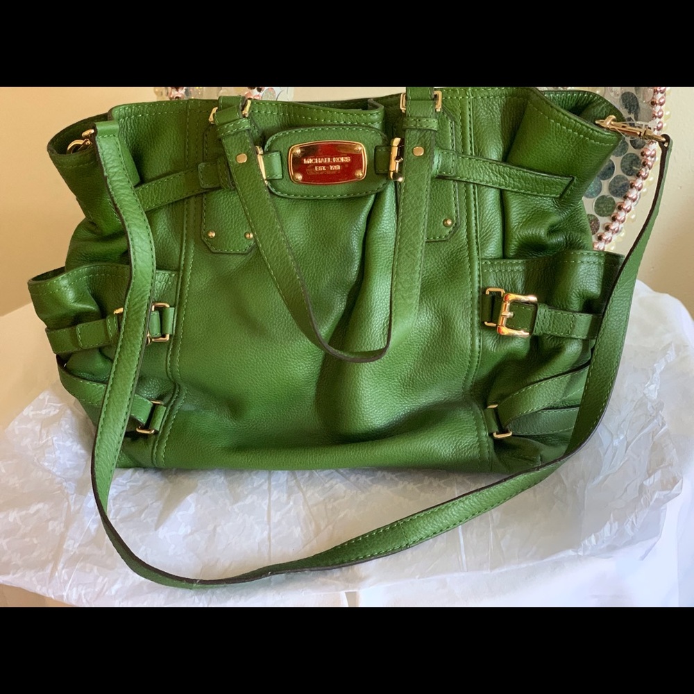 Gorgeous Michael kors handbag NWT